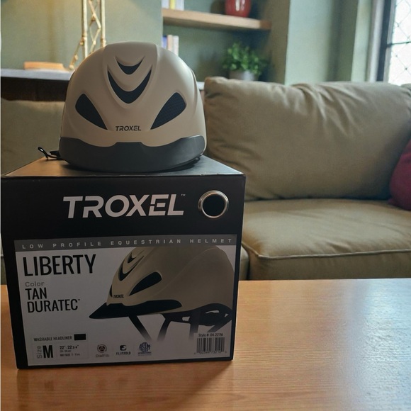 🐴🪖✨ RIDE SMART. RIDE STYLISH. RIDE SAFE. ✨🪖🐴 - Picture 3 of 7